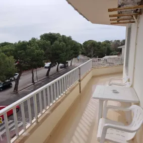 Holiday apartment with terrace - Image 4