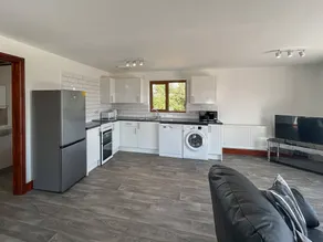 Cottage with garden | River view - Image 3