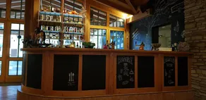 Family-oriented holiday apartment with garden & terrace | Close to the ski | Good for workation | Pet-friendly - Image 3