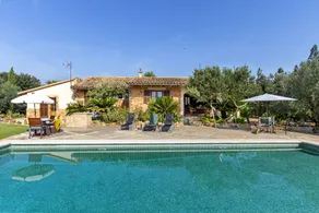 Familienfreundliches wunderschönes Landhaus mit Terrasse, Grill und privatem Pool - Image 4