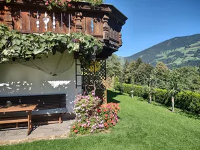 Flat with terrace, garden & barbecue - Image 4