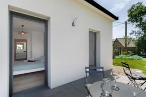 Wonderful bed and breakfast with terrace, garden & pool | Garden view - Image 5