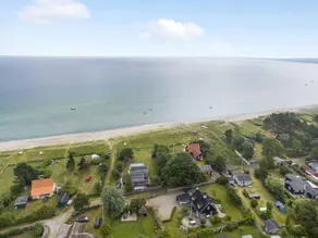 Family-oriented wonderful holiday home with barbecue, terrace & garden | Sea view | Dogs allowed - Image 4