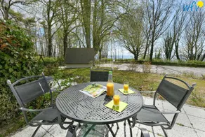 Charmant appartement entièrement équipé avec terrasse et jardin | Vue mer | Plage à proximité | Avec animaux bienvenus - Image 4