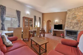 House with garden, barbeque & private pool | Mountain view - Image 4