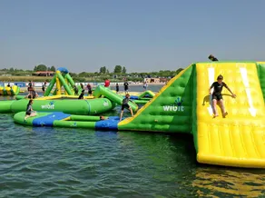 Resort with barbecue & pool | Sea view - Image 3