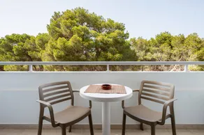 Apartment | Garden view | Beach nearby - Image 2