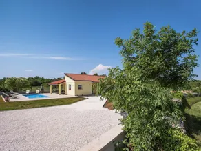 Ferienhaus mit Terrasse, Grill und privatem Pool - Image 5