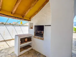 Nice house with garden, barbecue & private pool - Image 4