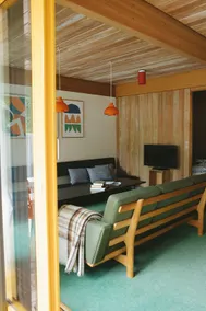 House with garden, BBQ & terrace | Perfect for remote work - Image 4