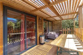 Family-friendly holiday home with garden, pool & barbeque | Mountain view | Pets are welcome - Image 2