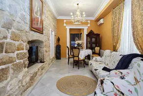 Holiday home with terrace | City view | Perfect for remote work - Image 2