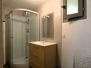 Fully equipped pleasant cottage with garden - Image 4