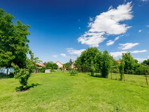 Holiday home with terrace, barbecue & garden | Pet-friendly - Image 4