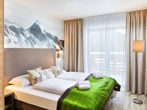 Holiday apartment with heated pool, garden & sauna | Mountain view - Image 4