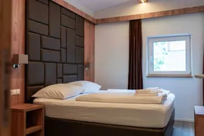 Apartment with terrace, garden & sauna | Mountain view - Image 2