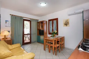 Ferienhaus mit Terrasse, Grill und Garten | Gartenblick - Image 4
