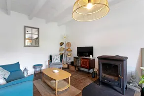 House with garden & barbecue | Garden view - Image 3