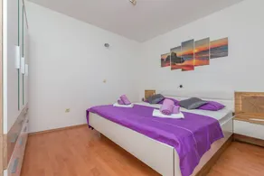 Apartment with barbeque & terrace | Sea view - Image 3