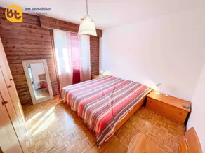 Apartment with terrace & garden - Image 5