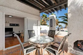 Beautiful 'Villa Duque Poris' with Sea View, Pool, Garden & Wi-Fi - Image 5