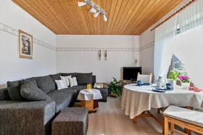 Apartment with garden & terrace | Garden view - Image 2
