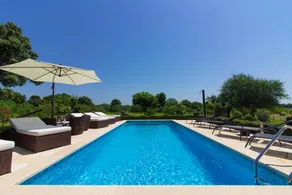 Big villa with terrace, BBQ & pool | Pets are welcome - Image 3