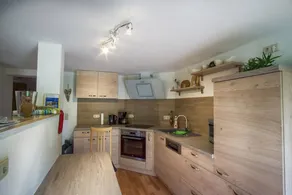 Flat with garden, terrace & BBQ - Image 2