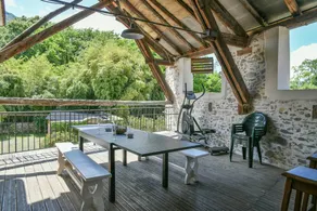 Child-friendly cottage with garden, jacuzzi & terrace | Garden view | Dogs allowed - Image 3