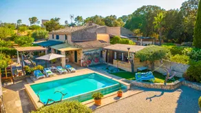 Villa with terrace, garden & private pool - Image 4