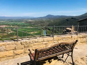 Holiday home with garden, BBQ & terrace | Mountain view - Image 5