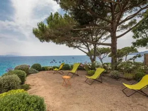 Holiday home with garden, terrace & barbeque - Image 2