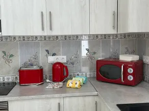 Casa con piscina privata e griglia - Image 2