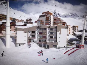 Ski-in/ski-out & foot of the slopes, Ground floor, balcony, tv, 28m², Val Thorens - Image 4