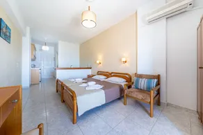 Studio Apartment '8' with Sea View, Wi-Fi and Air Conditioning - Image 5