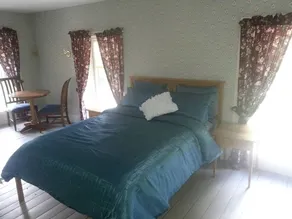 Five-Bedroom Private Mansion for Rent near Lake Dunmore, Vermont - Image 3