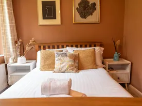 Fully equipped spacious holiday home with garden, fast internet & barbeque | Pet-friendly - Image 3