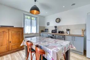 House with barbeque & terrace - Image 2