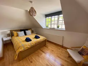 Agréable location insolite conviviale et familiale avec jardin | Avec animaux autorisés - Image 3