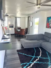 Apartment with pool - Image 2