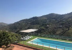 Villa mit Terrasse, Grill und Garten - Image 3