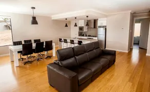 Luxury Cottage Rentals with Stunning Views in the Clare Valley, South Australia - Image 2