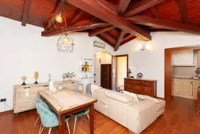 Villa with garden & terrace | Garden view - Image 2