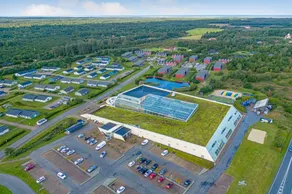 Familienfreundliches Ferienhaus mit Pool und Terrasse - Image 3