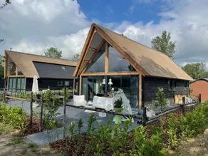 Villa with hot tub, garden & pool | Garden view - Image 2