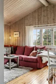 Children-friendly holiday home with terrace & barbeque - Image 3