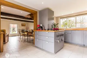 Gite with BBQ, garden & terrace - Image 5