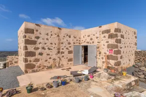 Holiday Home 'El Tablero' with Sea Views, Private Terrace and Wi-Fi - Image 3
