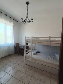 Holiday apartment with terrace & garden - Image 5