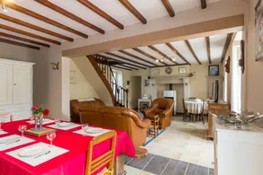 Gite with BBQ, terrace & garden - Image 2